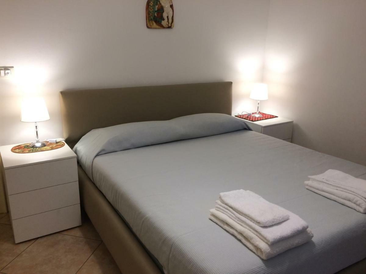 Apartamento Golden House Bolonia Exterior foto